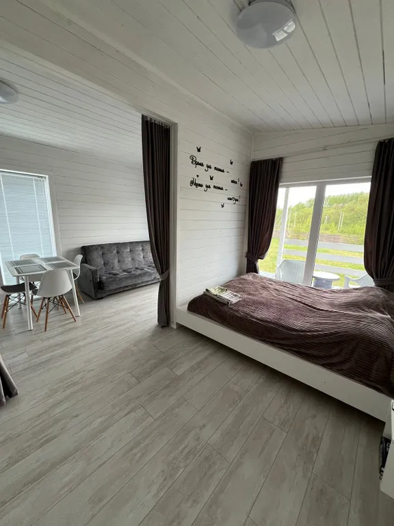 Белоснежный дом у горнолыжного курорта