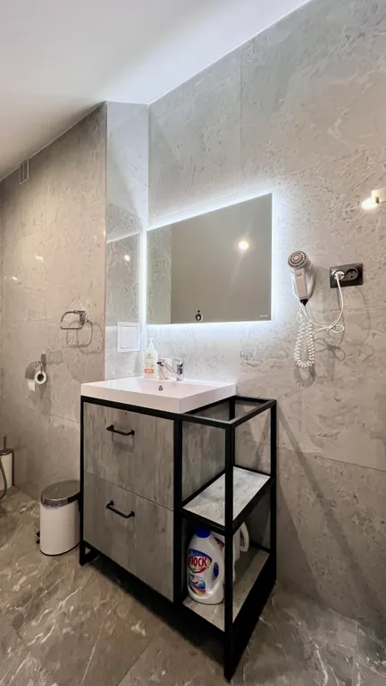 Комфортная квартира на Таврической