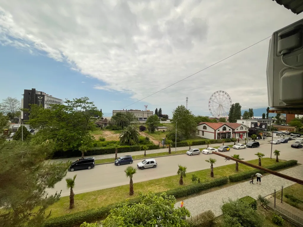 Квартира Уютная однокомнатная квартира в центре города, с видом на море — Гагра