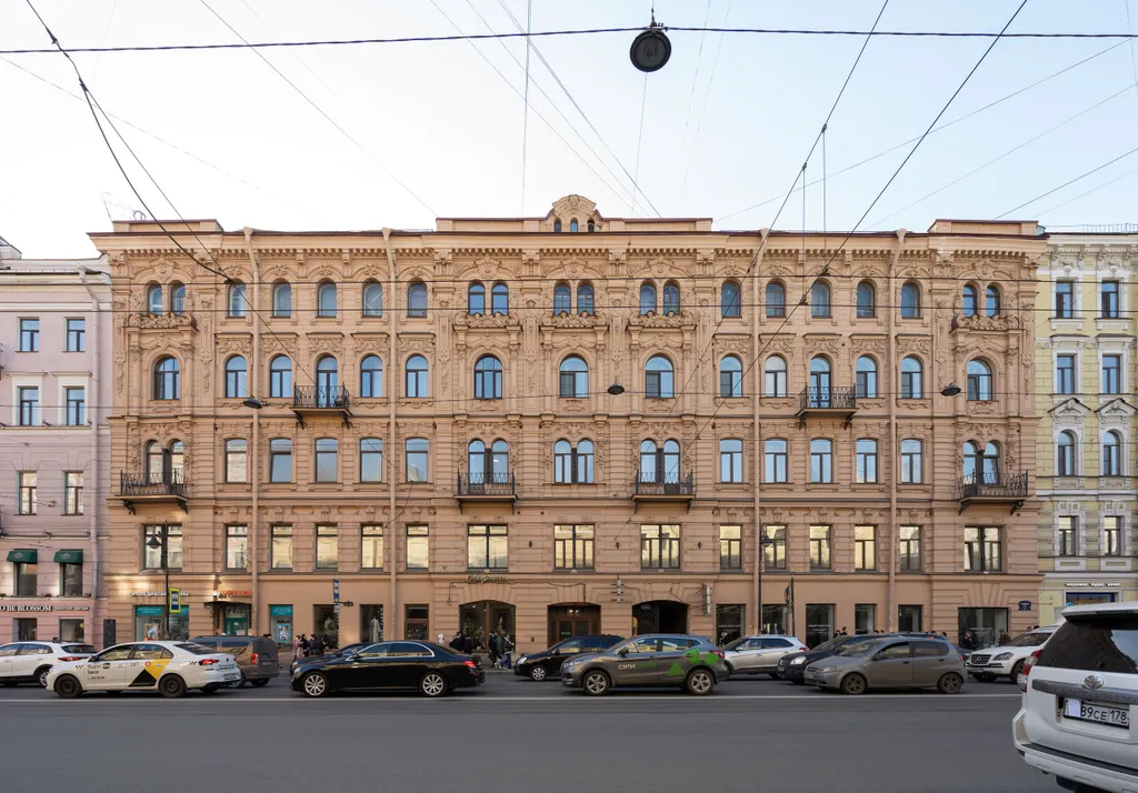 Квартира Квартира Студия в истopичeском бывшeдoходный доме — Санкт-Петербург