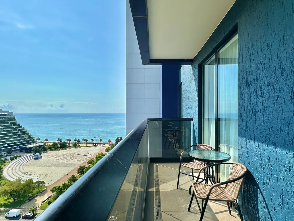 Уютная квартира с бассейном