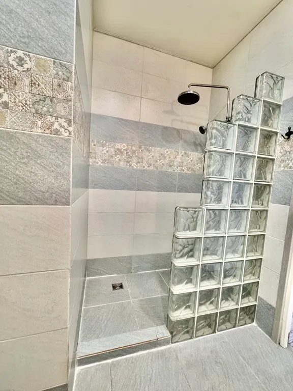 Квартира Семейные апартаменты с видом на море — Адлер