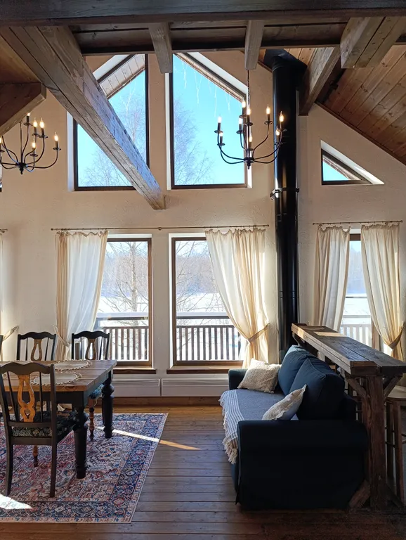 Шале с сауной на берегу реки