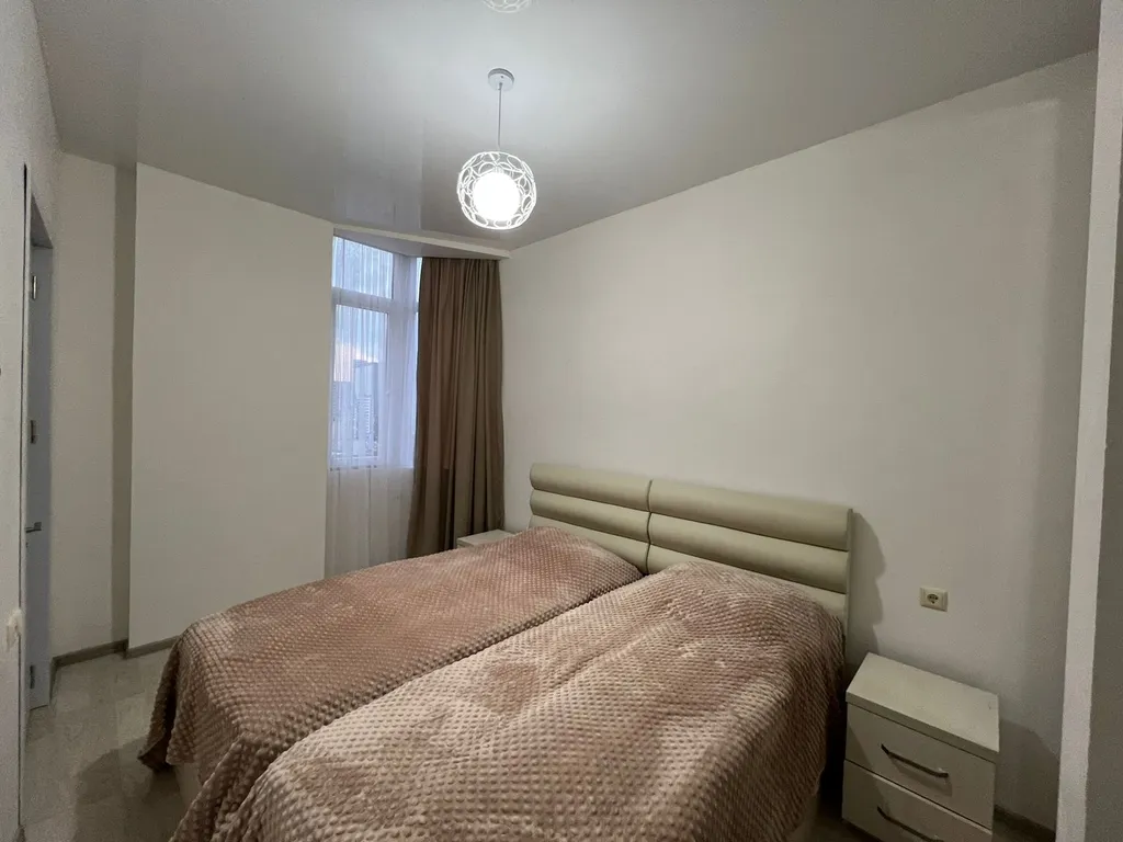 Квартира 2-комнатная Квартира — Батуми