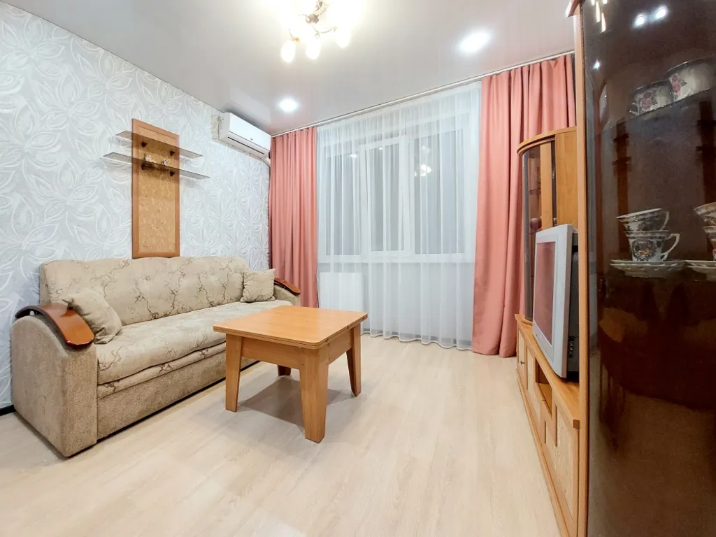 Квартира в центре нового города с красивым видом с 19 этажа