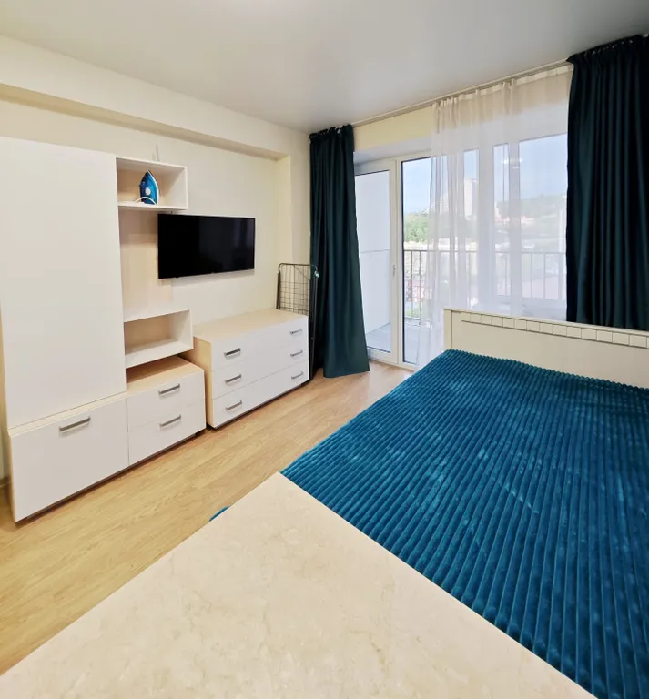 Студия с видом на море