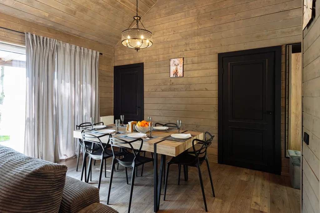 Дом с парилкой на озере