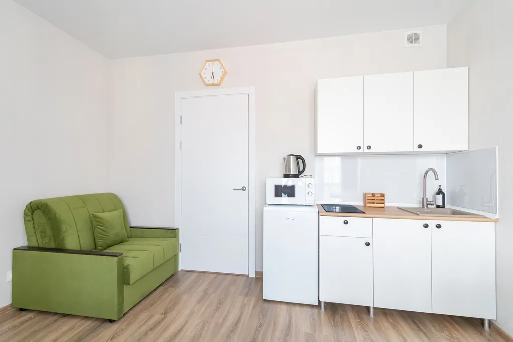 Уютная студия с проектором