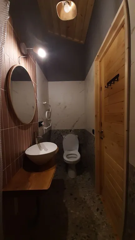 Домик в эко стиле с видом на горы