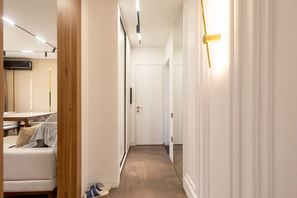 Современная дизайнерская квартира рядом с метро