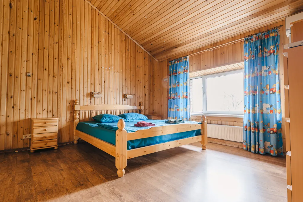 Дом в лесу в русском стиле