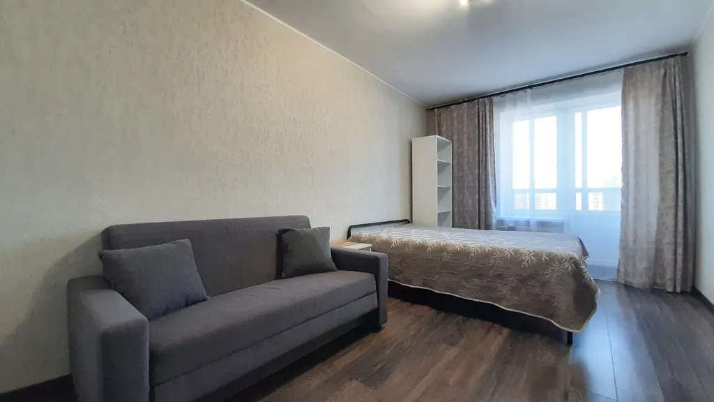 Квартира у метро Парнас — аренда посуточно в Парголово