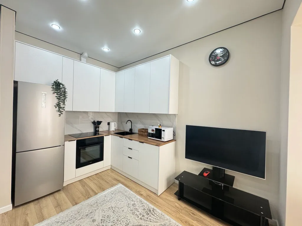 Евродвушка в ЖК Комфорт Сити с видом на горы, рядом с ТЦ MEGA