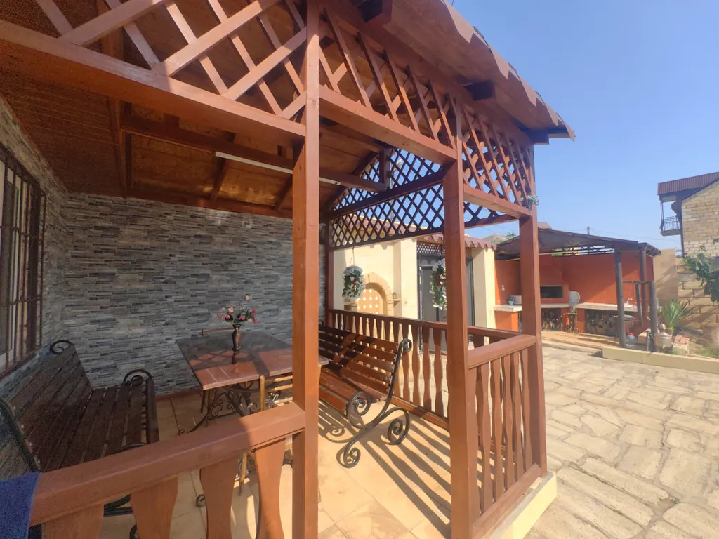 Домик у моря