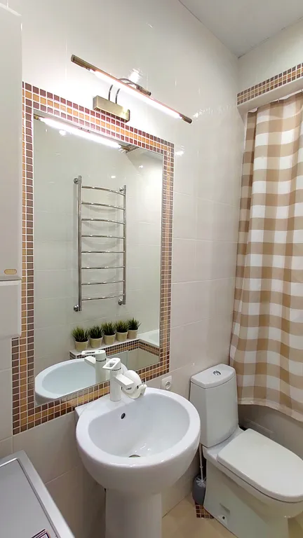 Два шага от центра