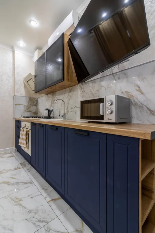 Двухкомнатная апартаменты   с теплым бассейном  у моря.