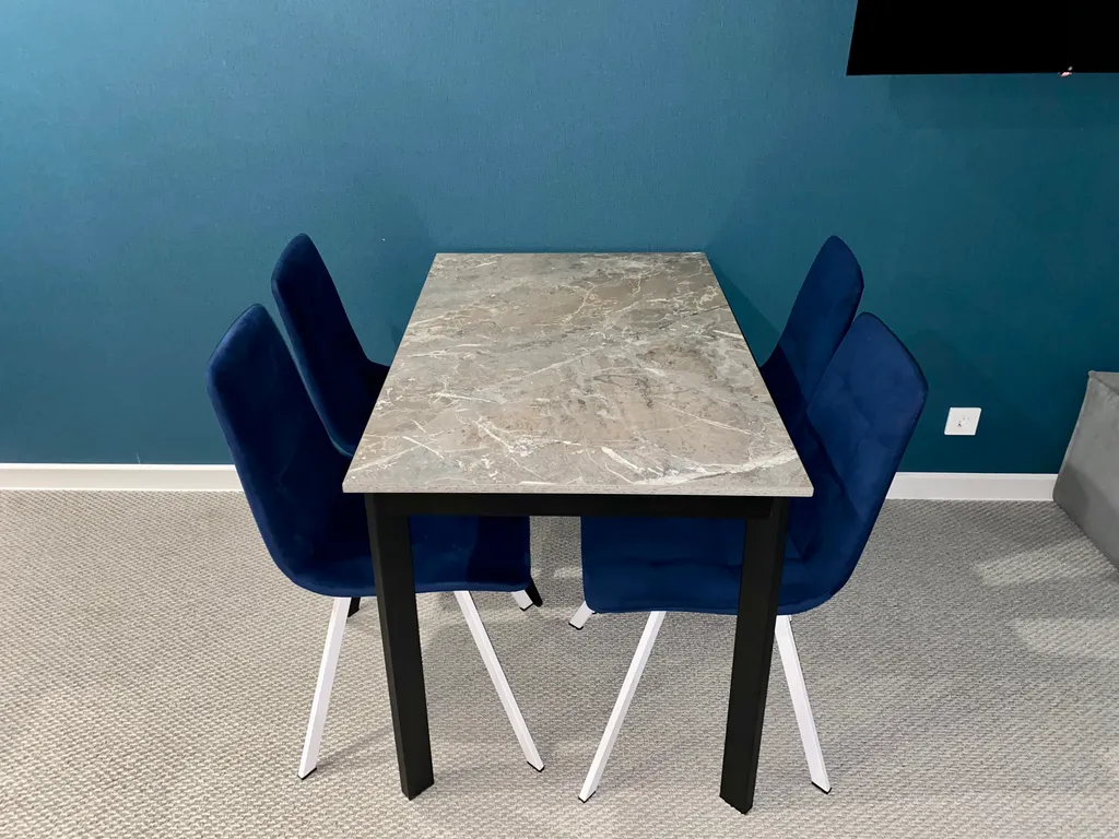 2ком- тц АУРА, Аэропорт, Жд Автовокзал