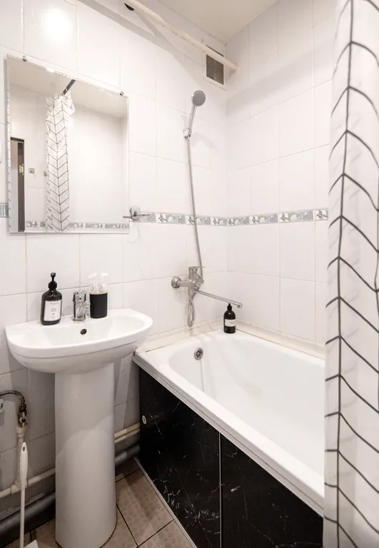 В гостях у бабушки-1-комнатная квартира