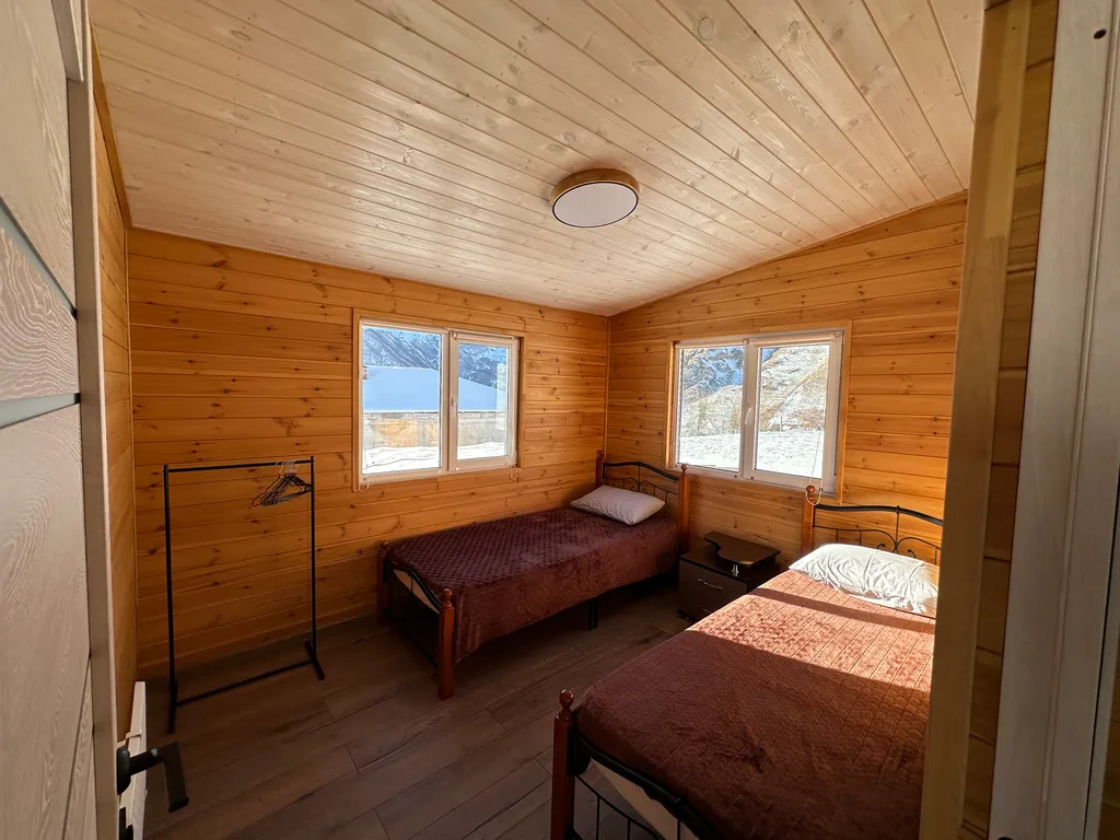 Уютный домик в горах