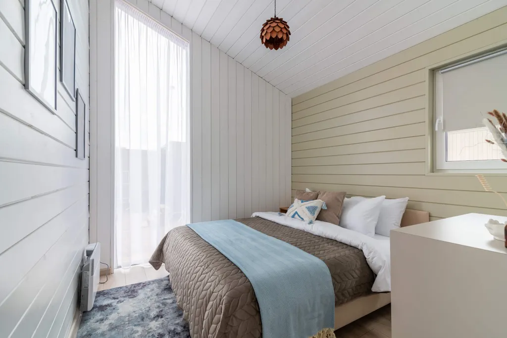 Дом с видом на лес и реку