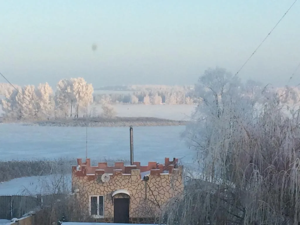 Апартаменты на берегу с камином