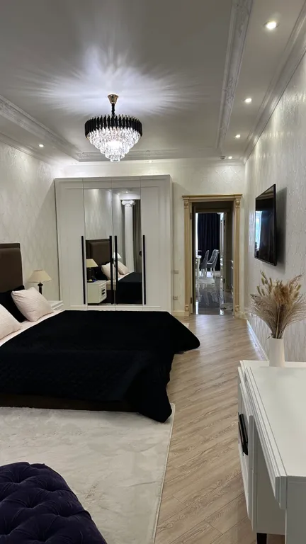 Уютная квартира в центре города с видом на море