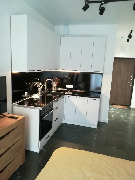 Новая студия в жилищном комплексе  с видом на горы