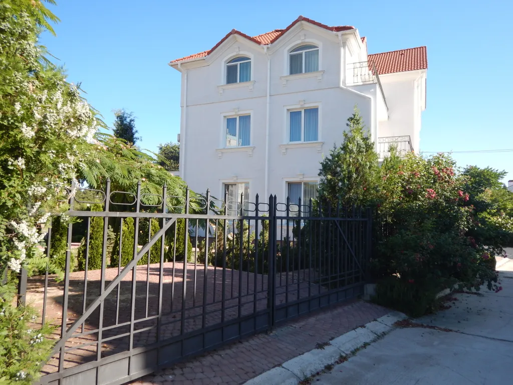 Квартира Уютная комната с выходом на террасу — Севастополь