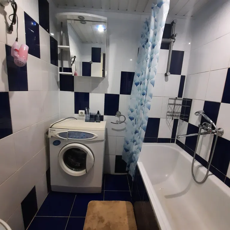 Квартира 2-комнатная Квартира — Новоуральск