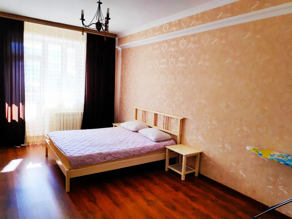 Квартира Квартира Анти-Отель на 4чел. 2комн.кв. 10этаж, код-124 — Махачкала
