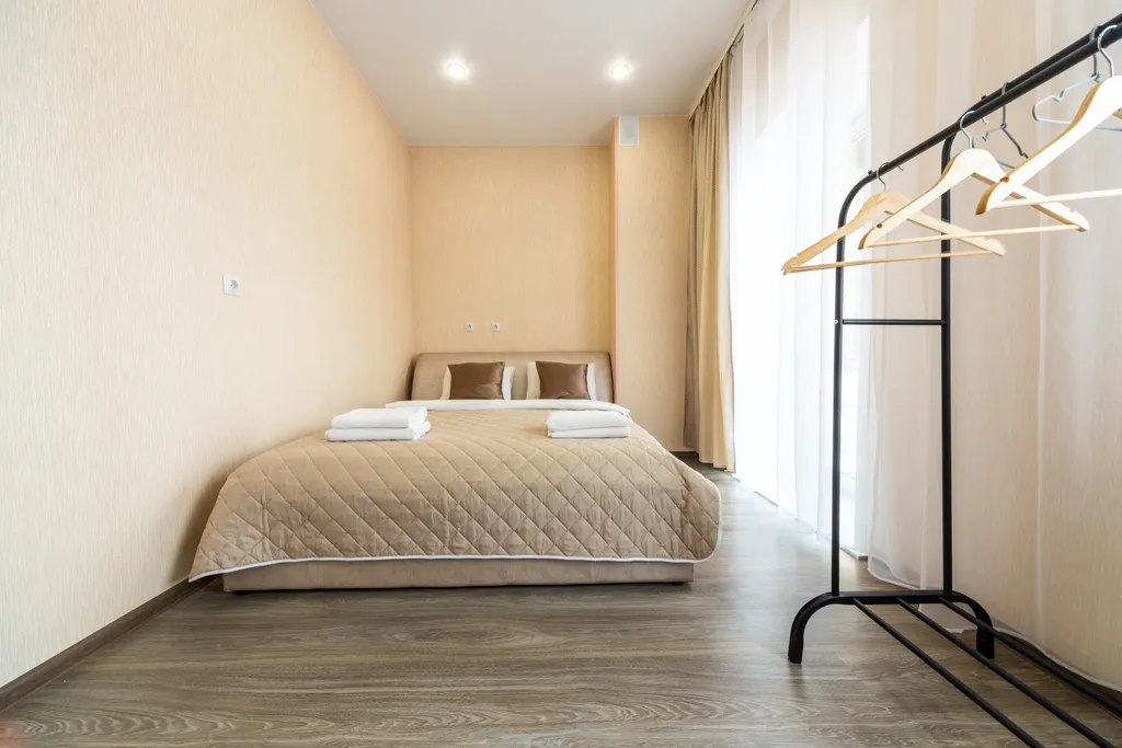 Просторная и люксовая квартира с новым ремонтом возле ТЦ Планета