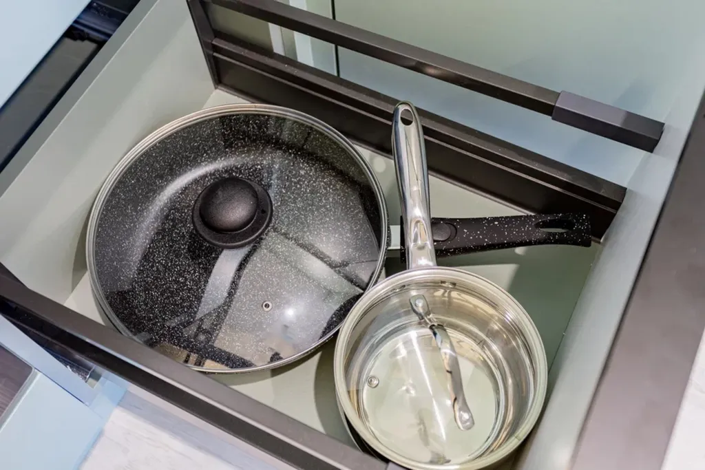 Стильная пятиместная студия в ЖК Летний