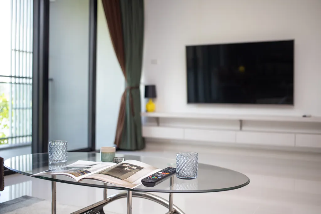 Три спальни с видом на море и озеро