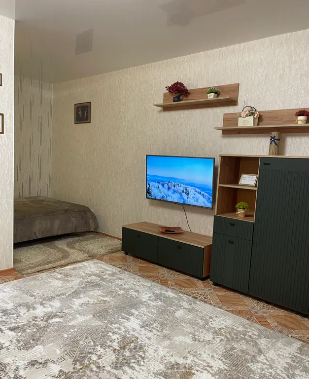 Квартира 1-комнатная квартира в самом центре — Луганск