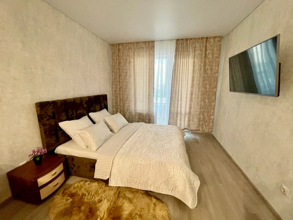 1-комнатная квартира в ЖК Мирный возле ТЦ Galaxy