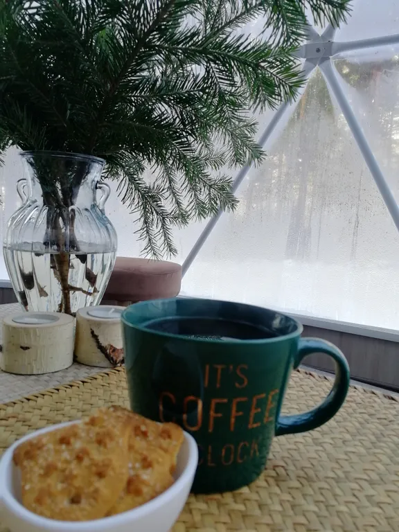 Шатер купольный в горах