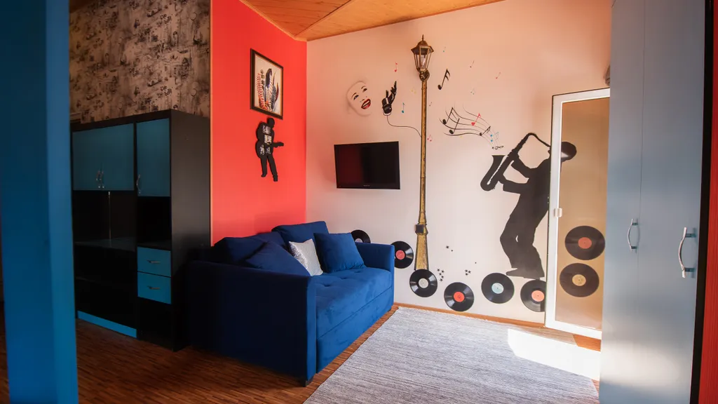 Номер рядом с морем