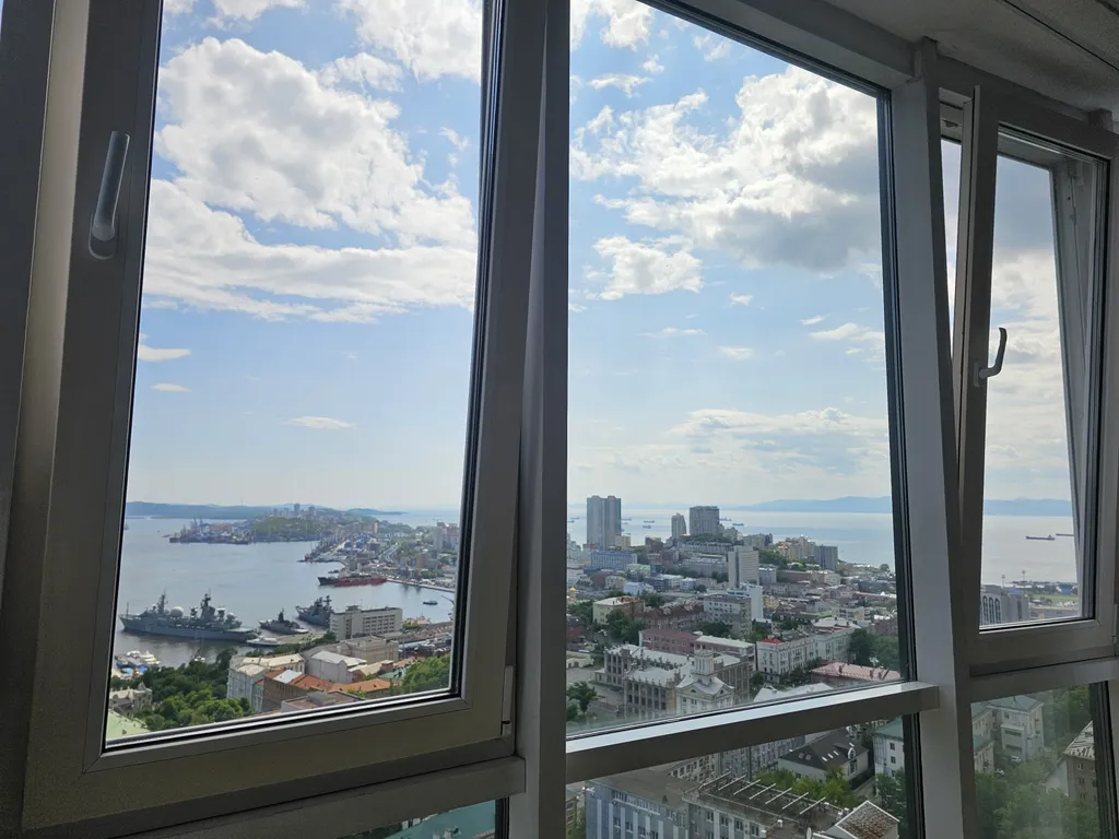 3-ком. в центре Владивостока с видом на море и город