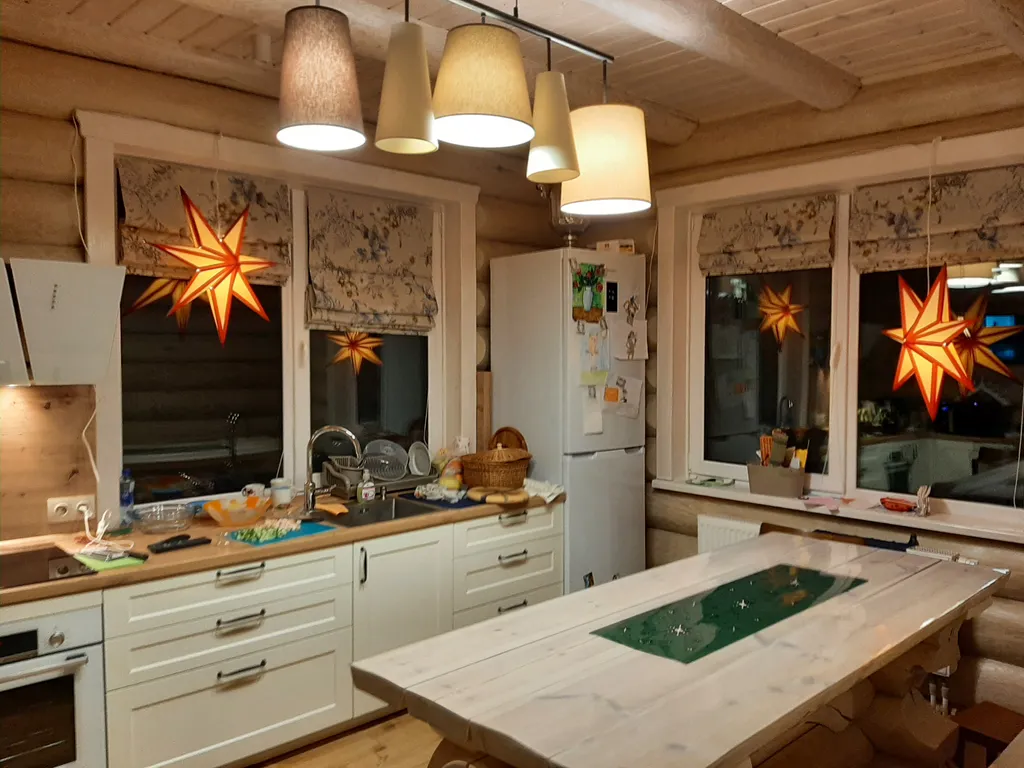 Деревянный комфортабельный дом на берегу озера