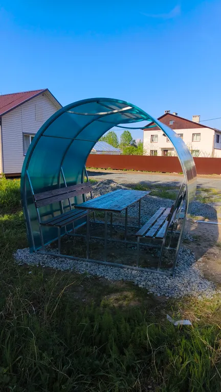 Уютный домик с сауной в тихой части города в окружении зелени