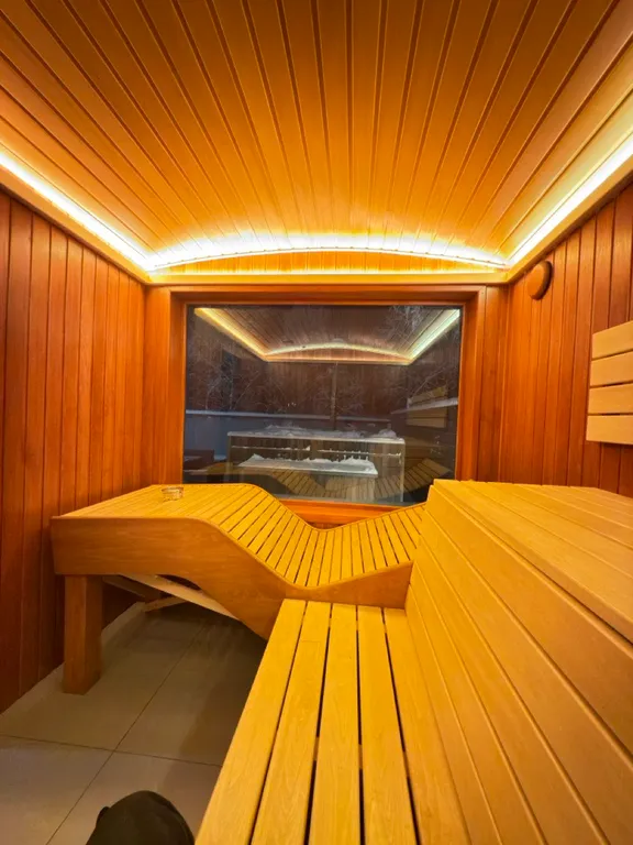 Дом с видом на озеро