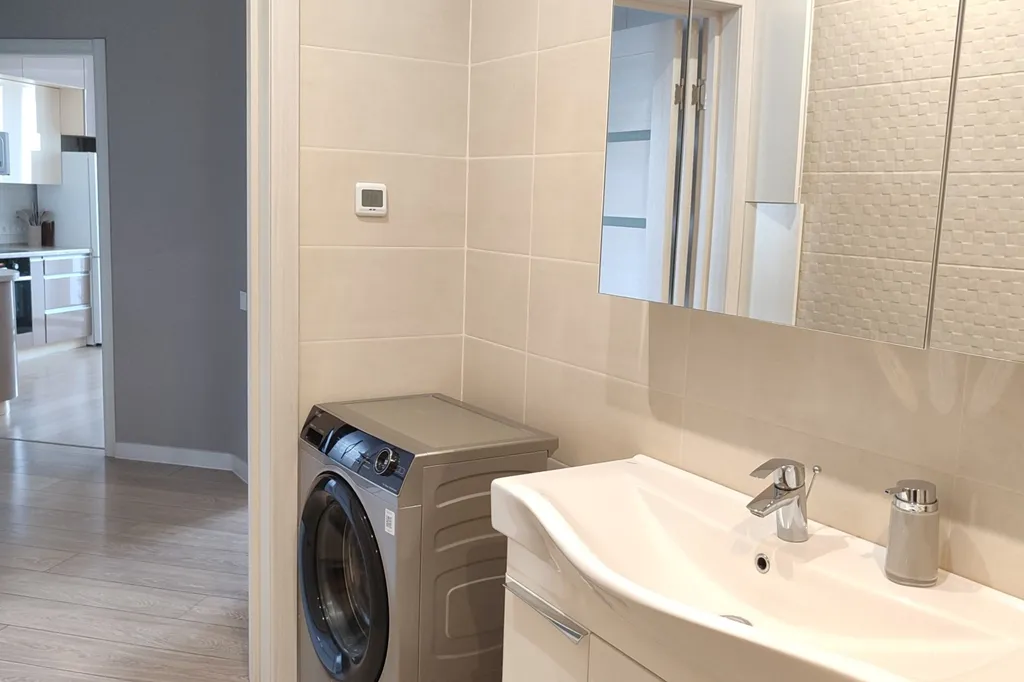 Светлая и уютная двухкомнатная квартира в центре