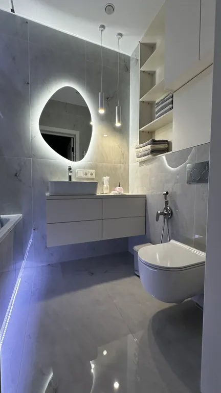 Видовая уютная квартира с дизайнерским ремонтом и видом на реку