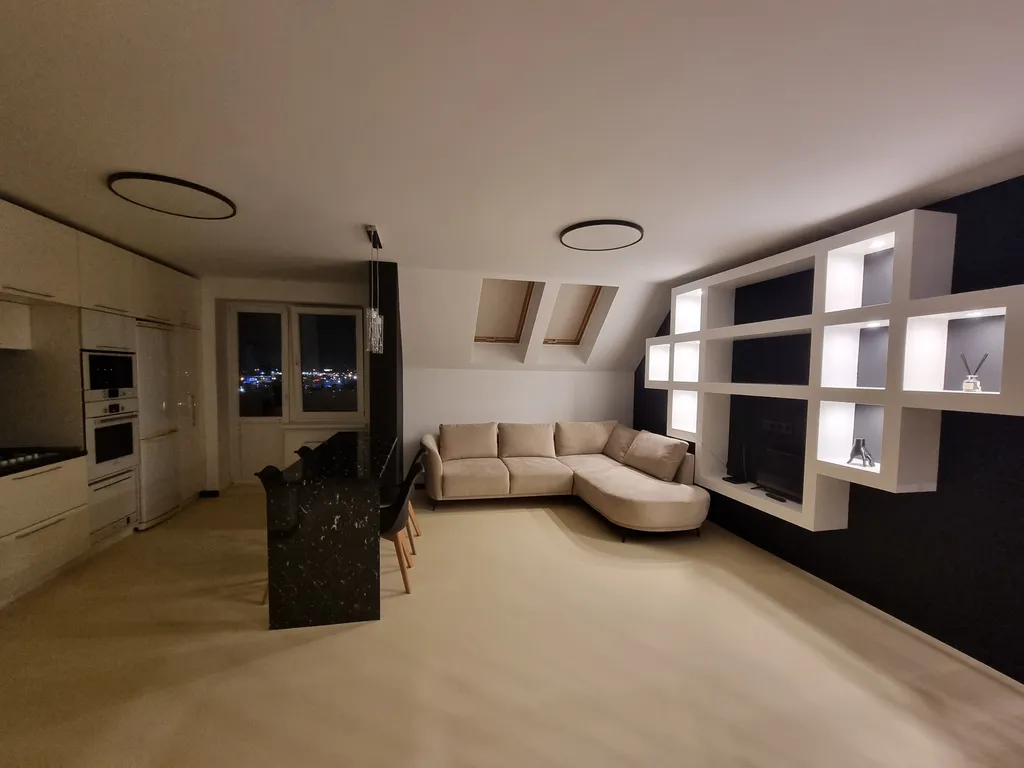 Квартира Квартира 2х-уровневая мансарда — Калининград