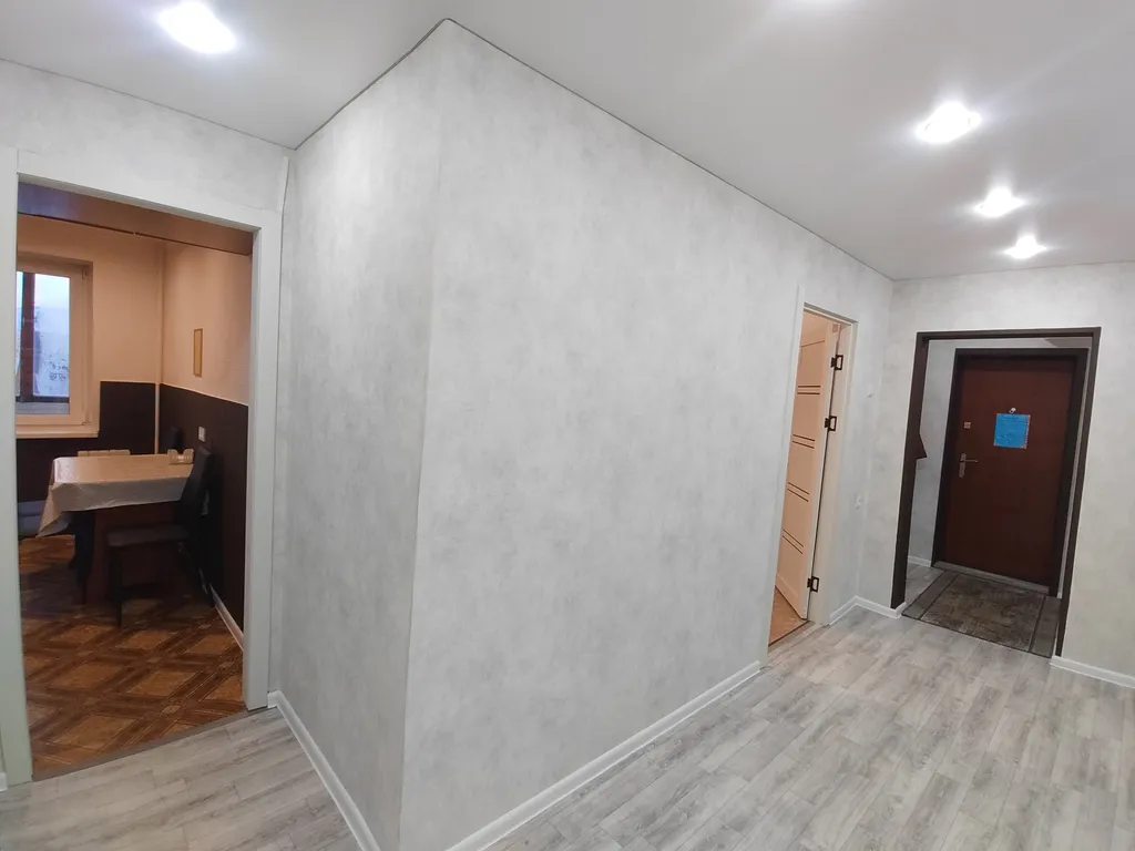 Трёхкомнатная квартира с раздельными комнатами, балконом и лифтом