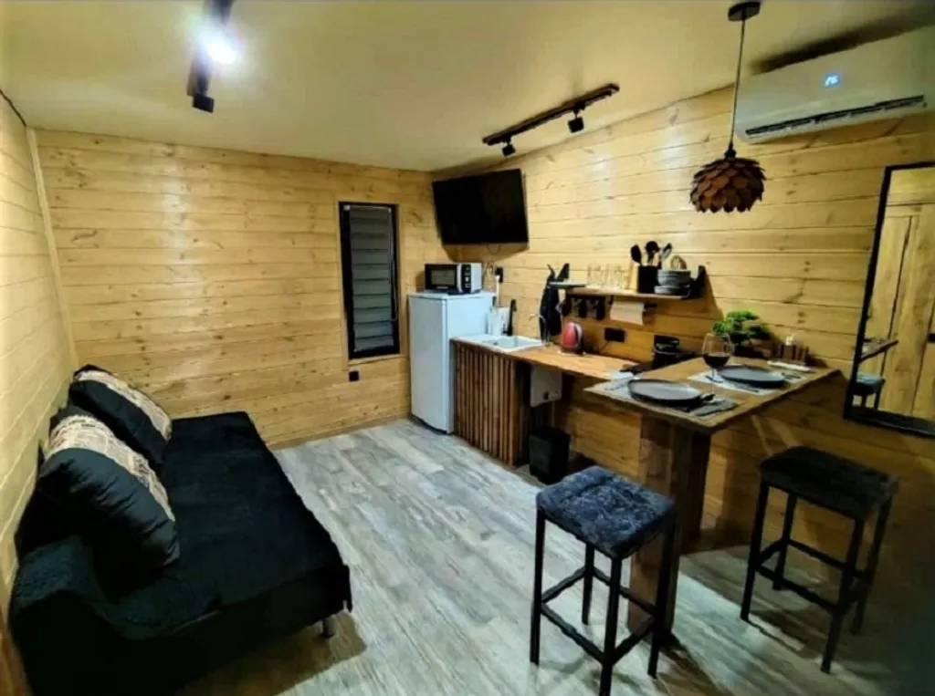 Коттедж 2-комнатный Дом — аренда посуточно в Сукко