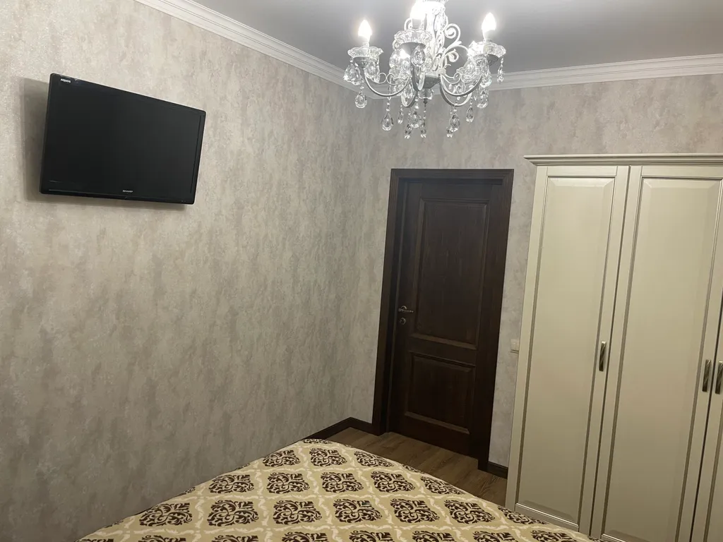 Новый уютный чистый дом в центре города