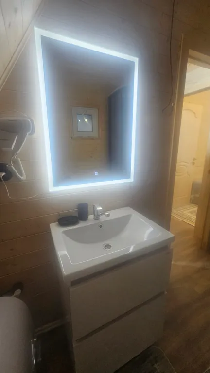 Новый двухуровневый Афрейм, две спальни и гостиная на Софийской поляне