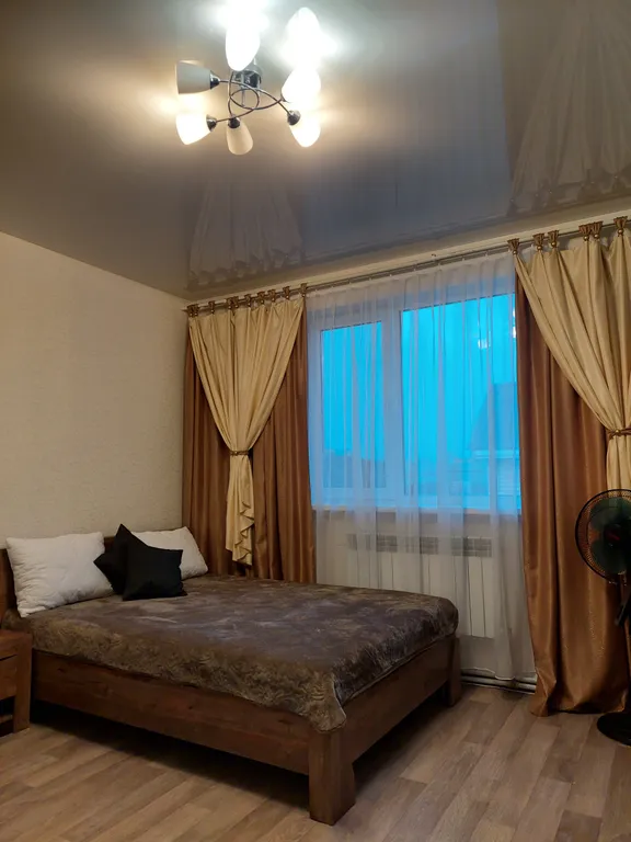 В пешей доступности от монастыря