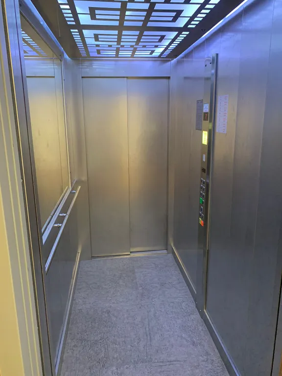 Уютная квартира в курортном городе Светлогорск 1, огороженая территори